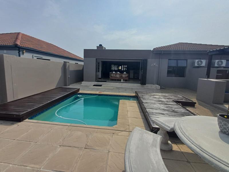 3 Bedroom Property for Sale in Gordons Bay Western Cape